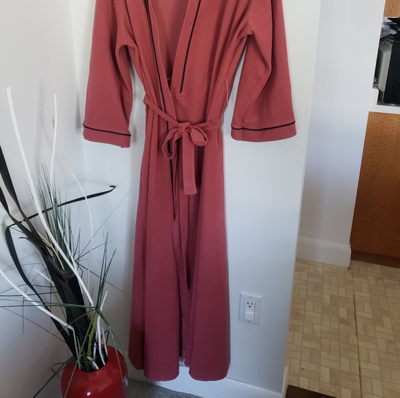 Vintage vanity fair Robe - Picture 5 of 7